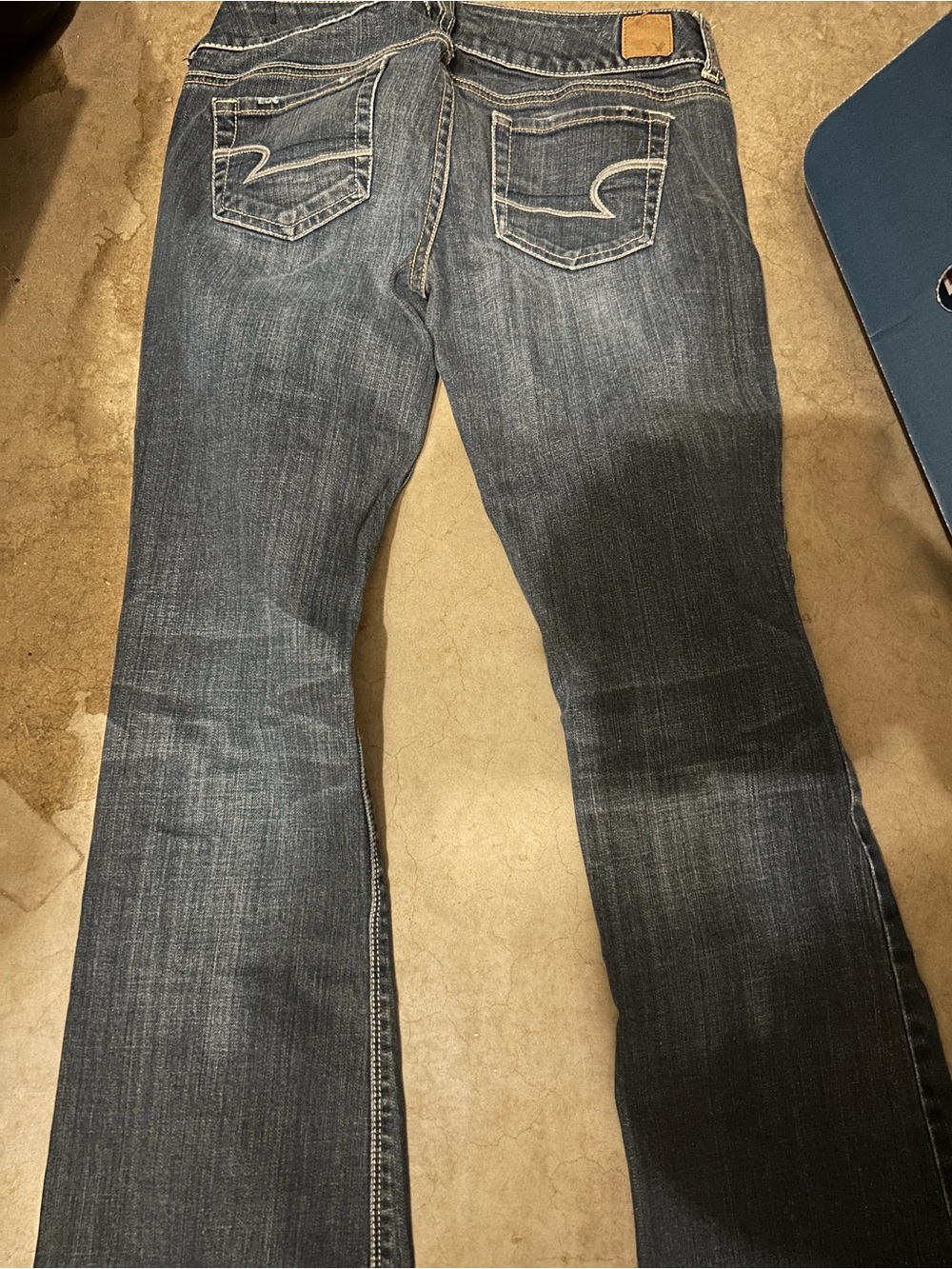 American Eagle Artist Dark Blue Jeans